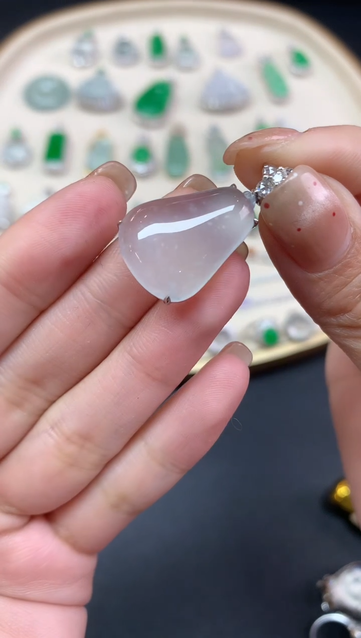 【闪购商品】翡翠吊坠(不含链)18K金镶嵌吊坠A332|16800