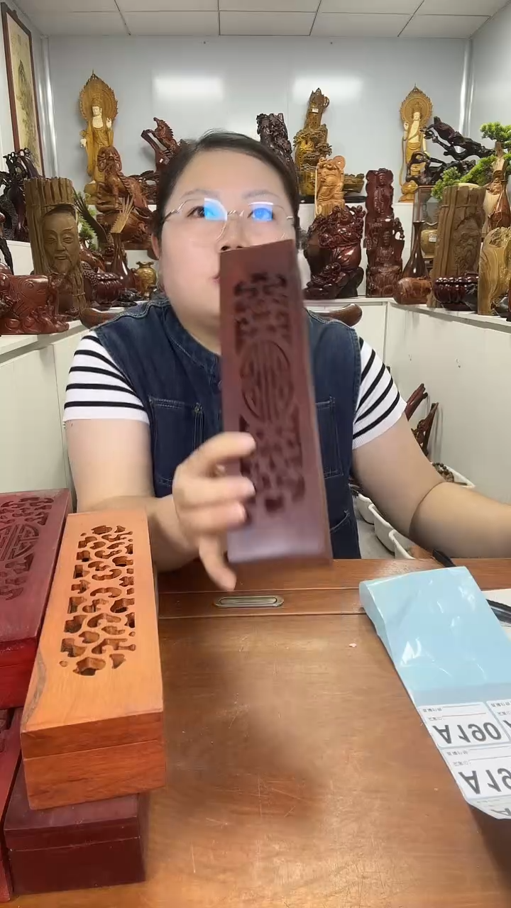花梨木类工艺品888888888