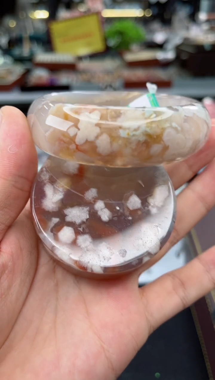 【闪购商品】石英质玉手镯未镶嵌63圈口（赠品镯心）3918239