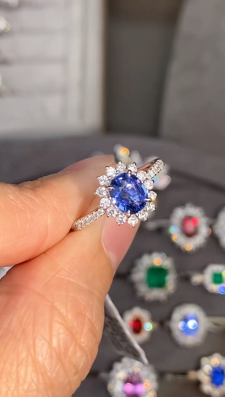 【闪购商品】蓝宝石戒指18K金镶嵌1.0ct/多样性发货/福利