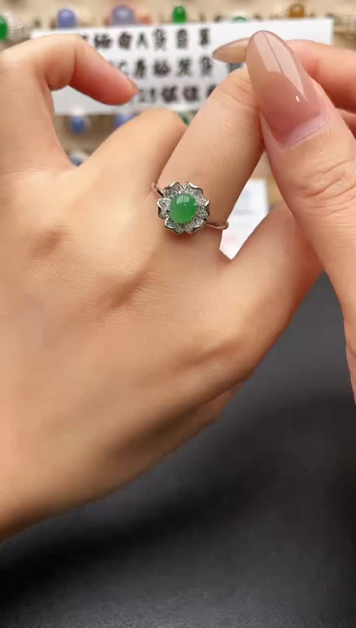 银S925镶嵌戒指翡翠一物一证一礼盒