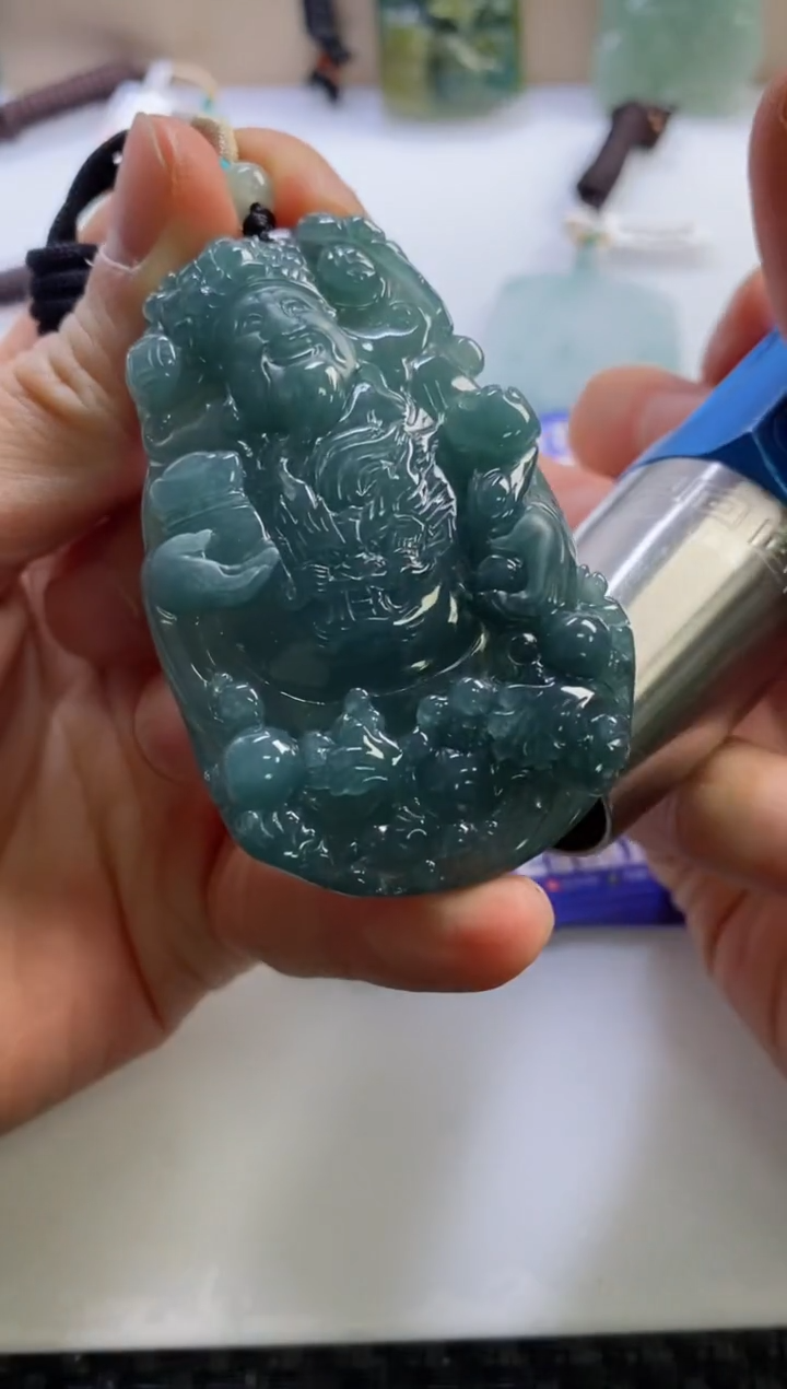 【闪购商品】翡翠挂件未镶嵌           