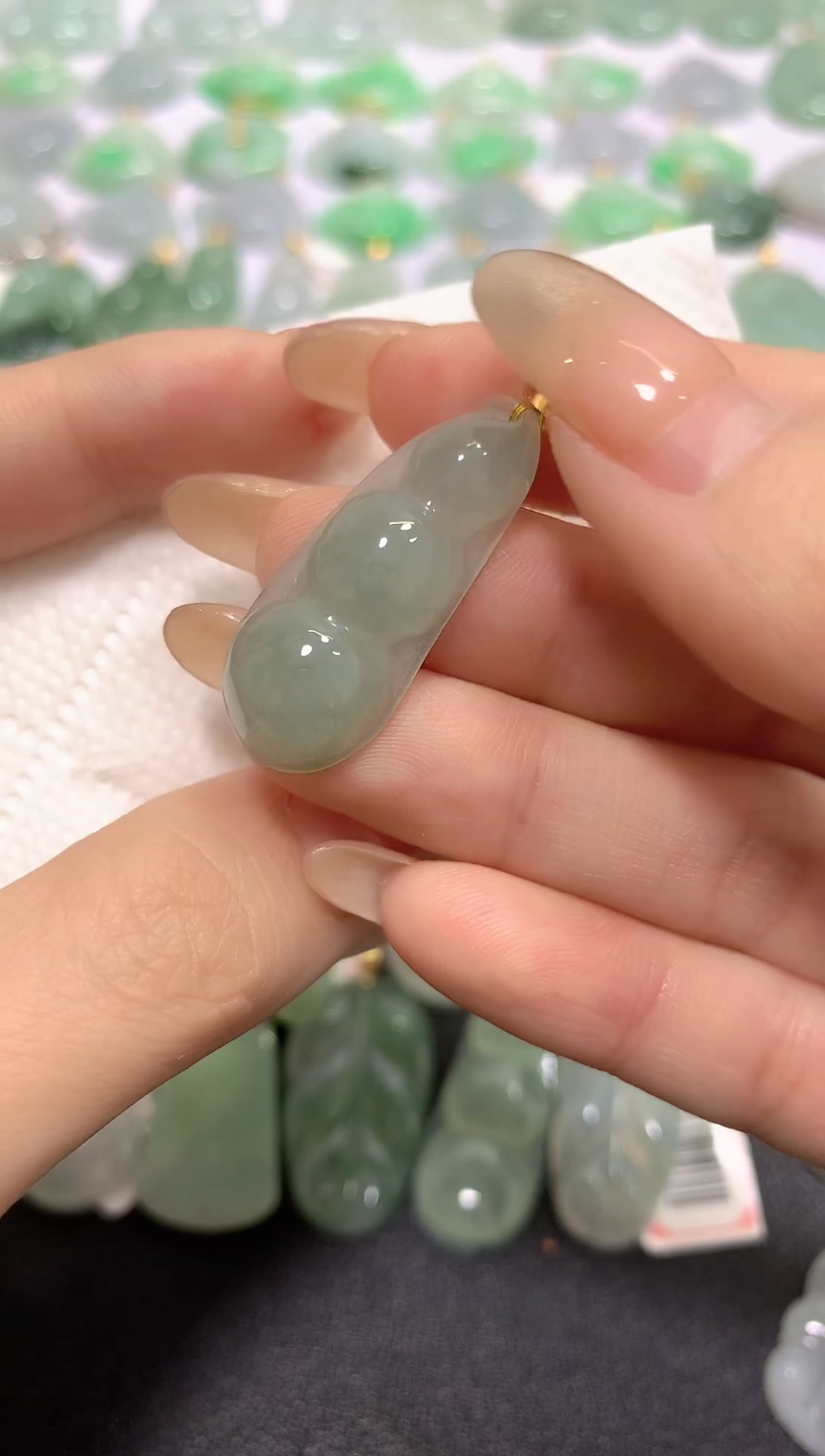 颈饰未镶嵌翡翠A货