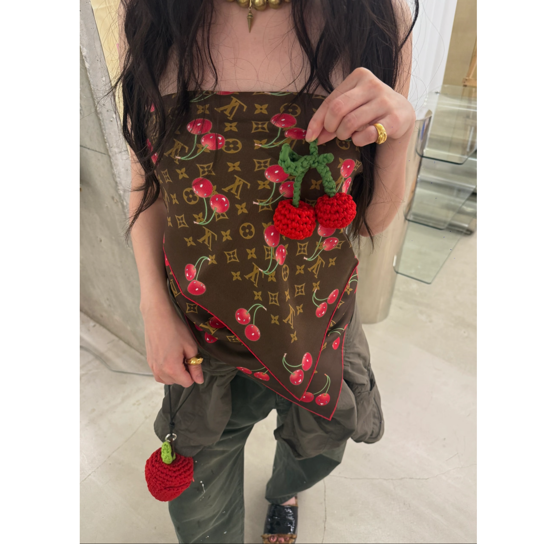 未使用 LouisVuitton/路易威登 村上隆联名款 印花樱桃丝巾