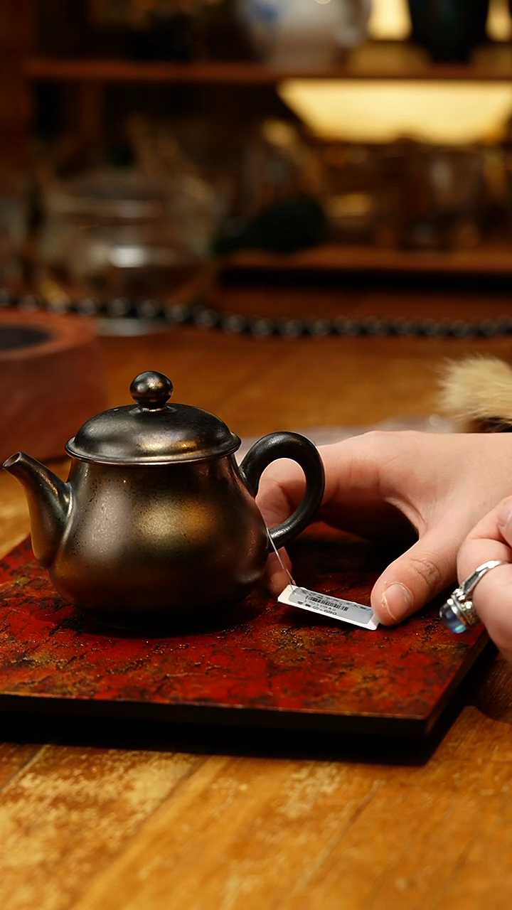 【闪购商品】黑陶小壶链接链接