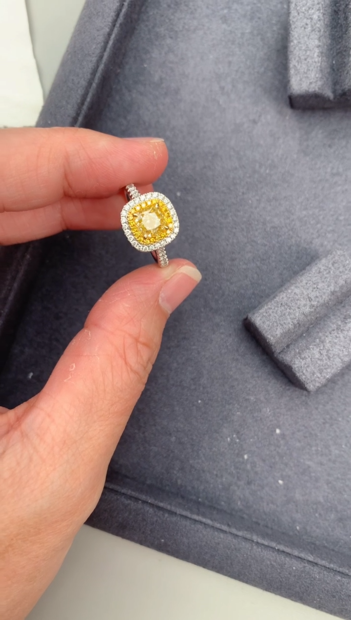 【闪购商品】钻石戒指/指环18K金镶嵌1ct黄钻戒指