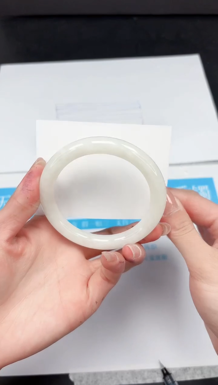 【闪购商品】和田玉手镯未镶嵌325-63.5