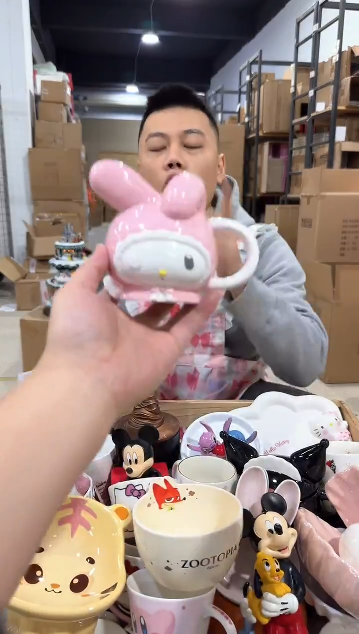 瓷片原盒美乐蒂50周年水杯