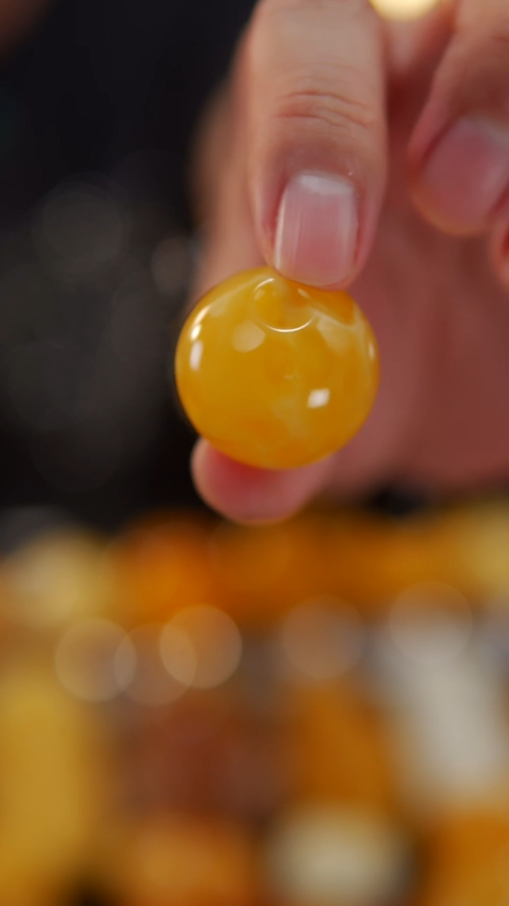 【闪购商品】蜜蜡颈饰未镶嵌苹果圆珠11.45