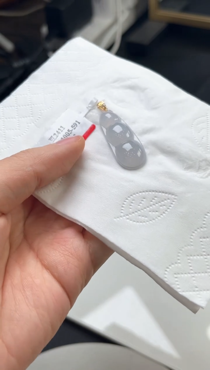 【闪购商品】翡翠挂件未镶嵌豆子发一件YQYA90