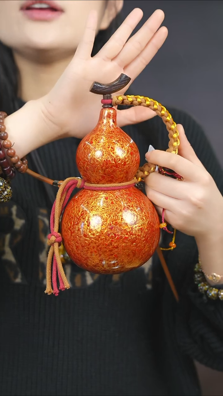 【闪购商品】YA128漆艺酒葫芦不包手串及旋转底座