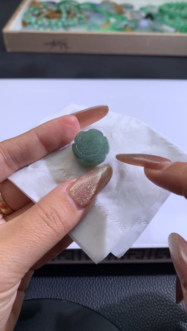 【闪购商品】定制翡翠未镶嵌翡翠