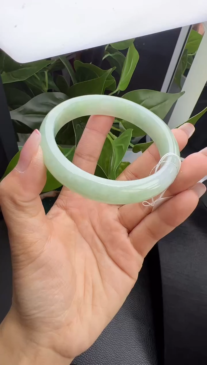 【闪购商品】翡翠手镯未镶嵌K715-6 手镯 56-57圈