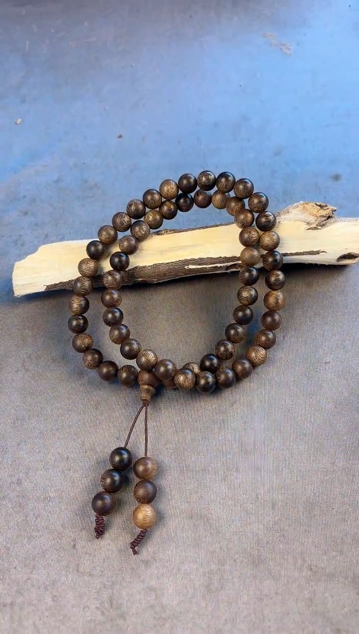 沉香沉香碎屑老白奇10手持圆珠沉42克+多样性发一