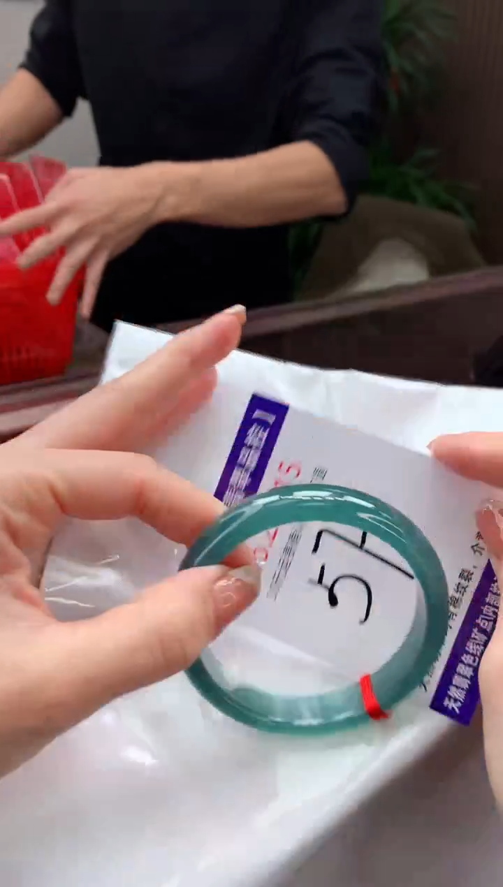 【闪购商品】翡翠手镯未镶嵌天然缅甸A货翡翠