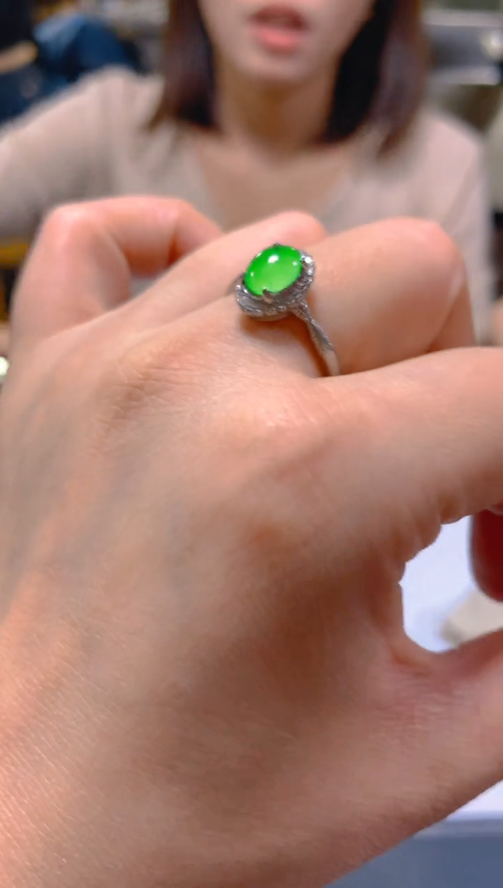 未镶嵌戒指翡翠多样性发一