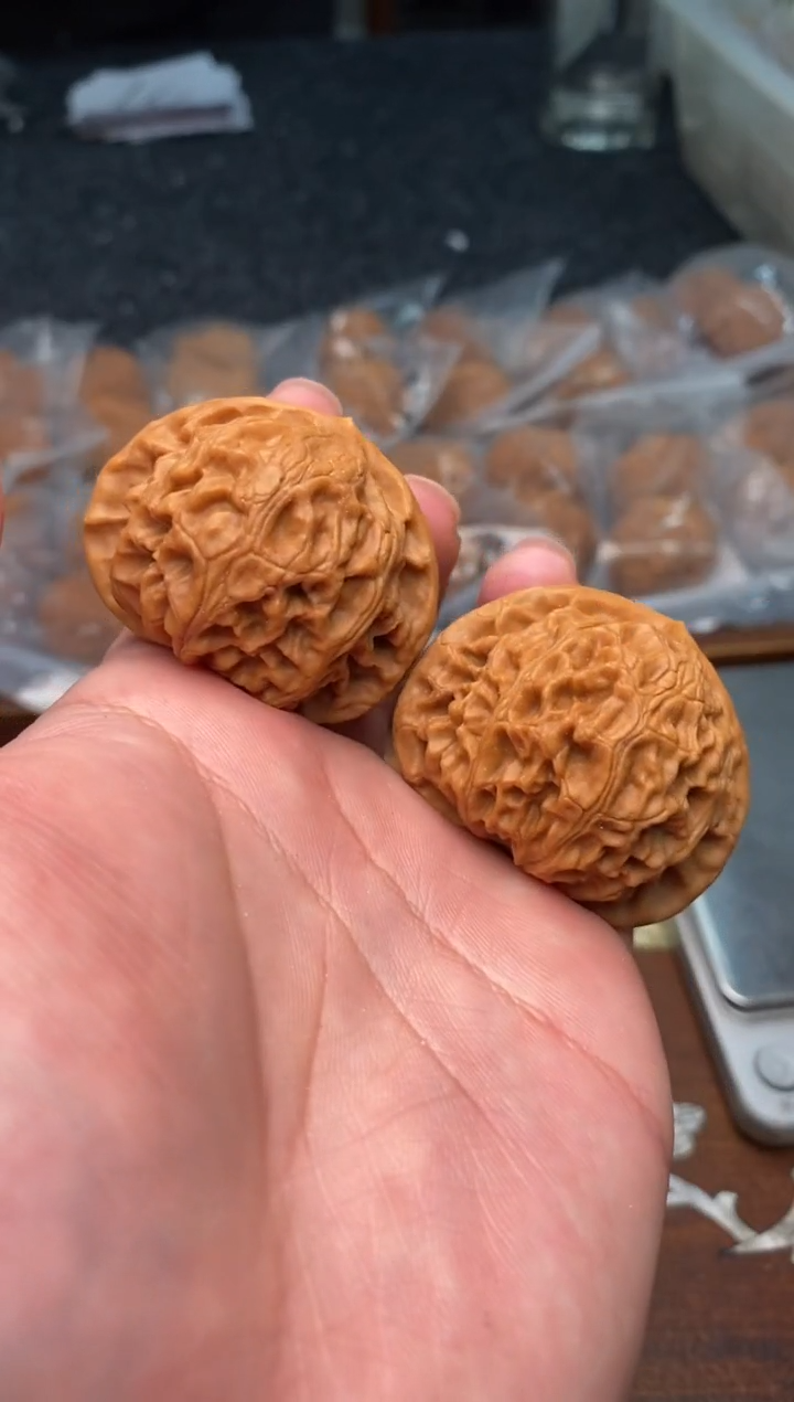 【闪购商品】文玩核桃把件G237号44尺宫灯