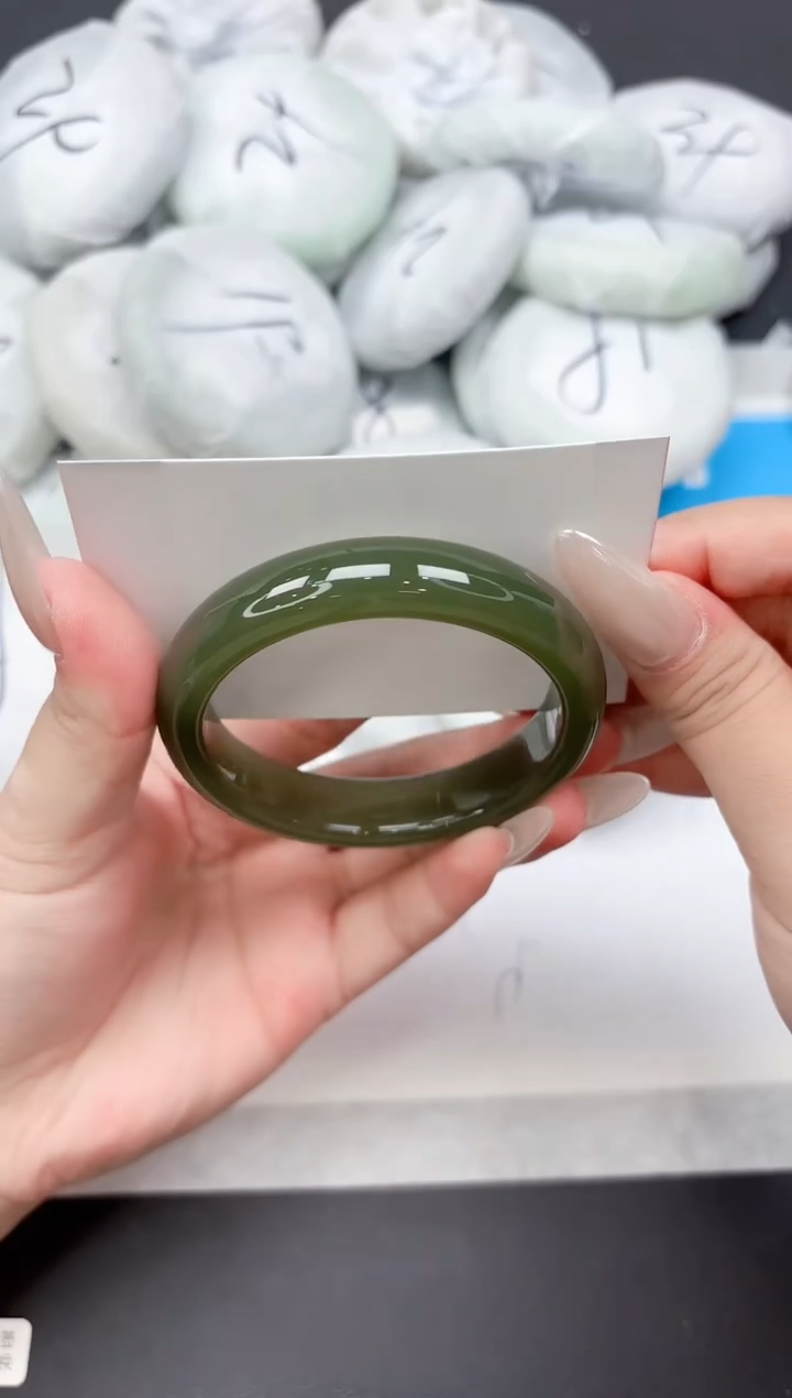 未镶嵌手镯石英质玉374-60.5