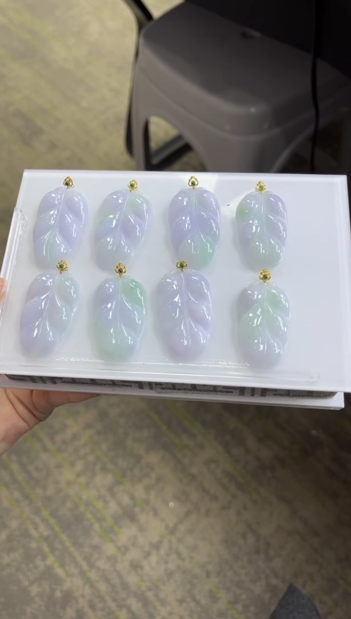 【闪购商品】翡翠颈饰18K金镶嵌A341多样性发一件/配绳子