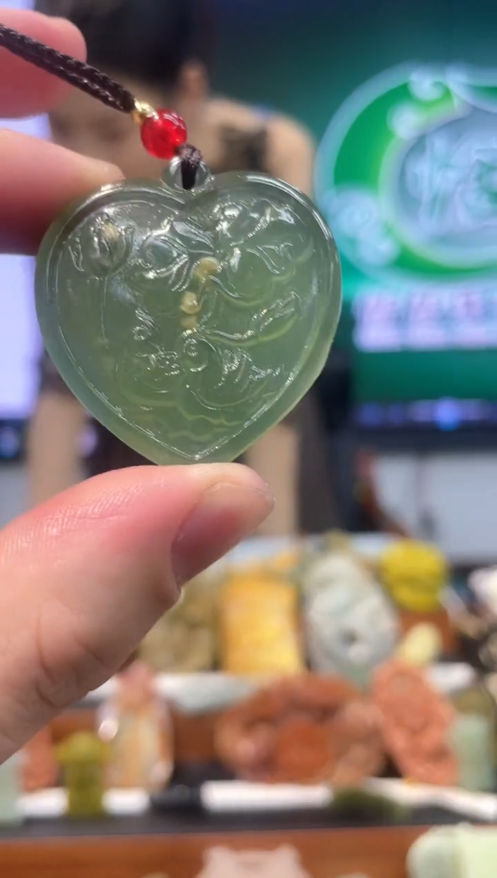 【闪购商品】岫玉吊坠未镶嵌·