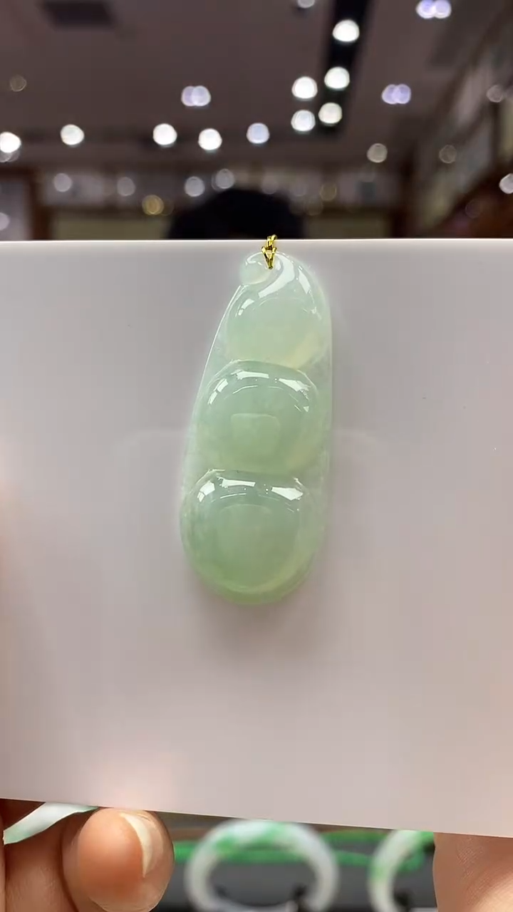 颈饰未镶嵌翡翠福豆