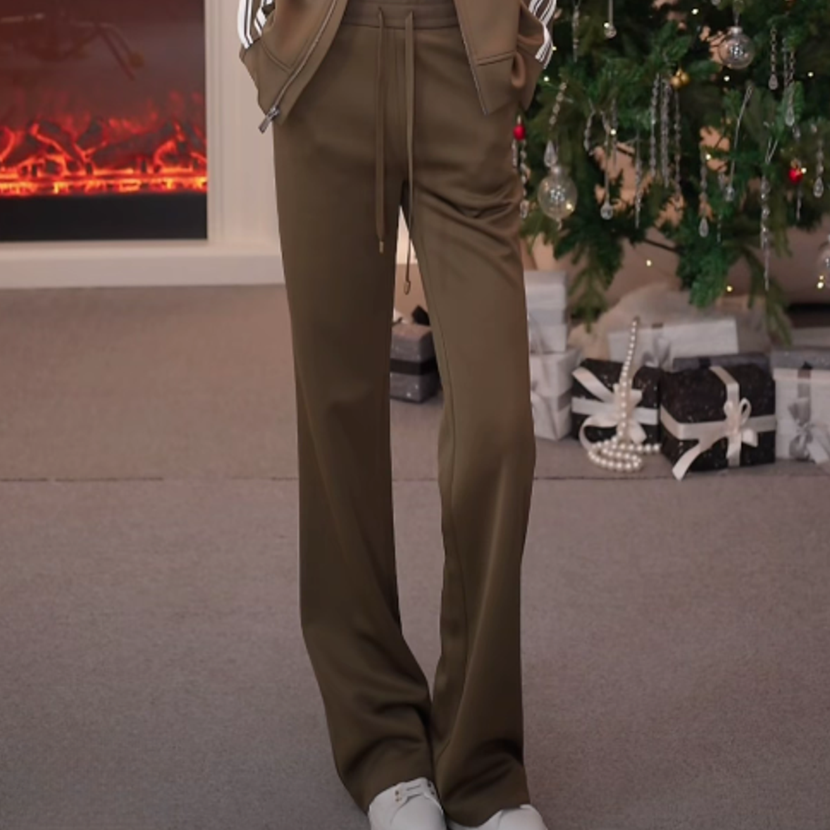 AMASS/阿玛施早春新款时尚百搭简约微喇休闲长裤510063