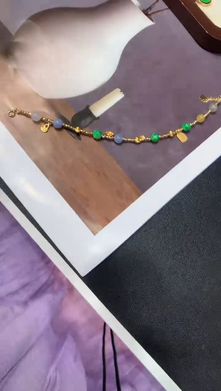 18K金镶嵌手链翡翠手链