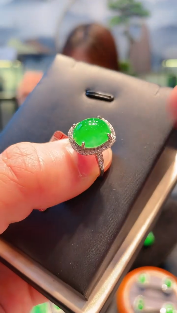 【闪购商品】翡翠戒指银S925镶嵌A9天然A货翡翠