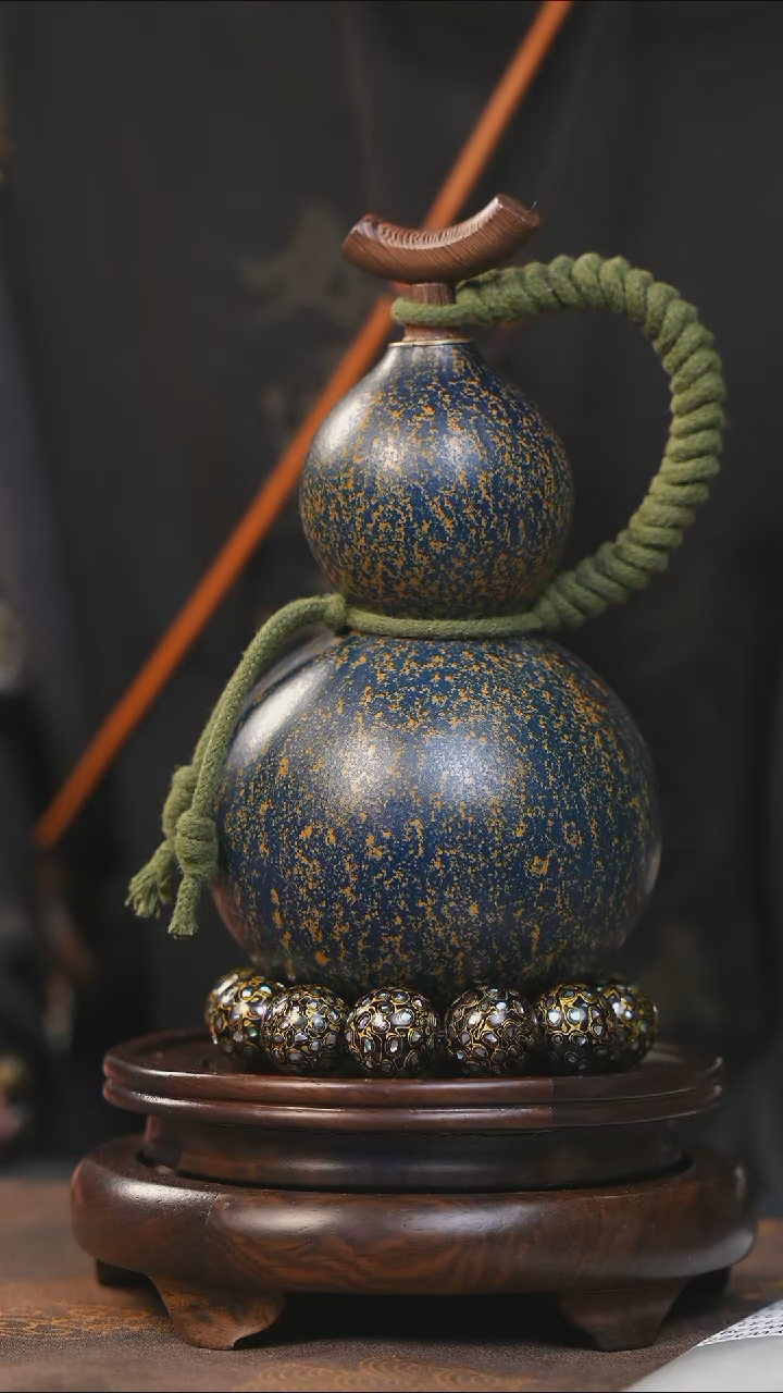 【闪购商品】YW126大漆酒葫芦不包手串及旋转底座