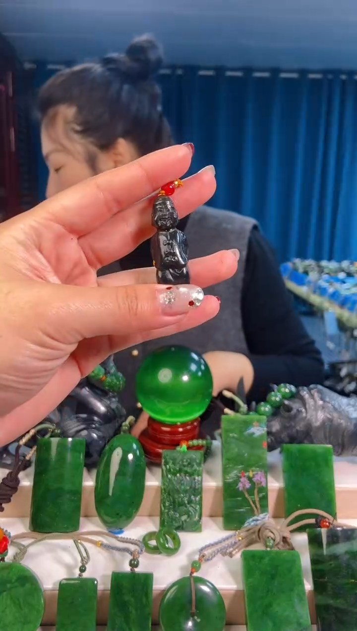 【闪购商品】和田玉挂件未镶嵌1