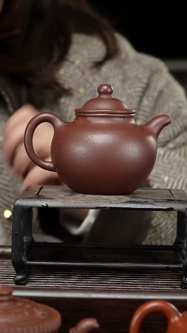 【闪购商品】紫砂茶壶掇球 枣红泥