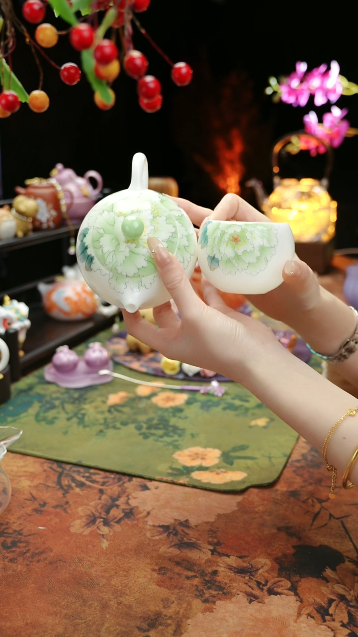 【闪购商品】冰种玉瓷手绘牡丹+主人杯