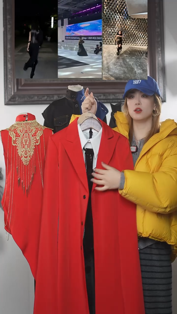 160码红色单斗篷艺桐轩儿童潮服