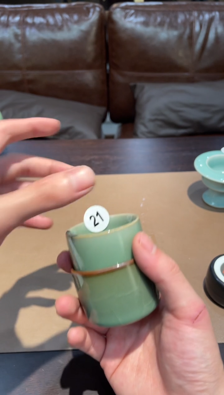 娃*哈21窑承青瓷扳指杯2只