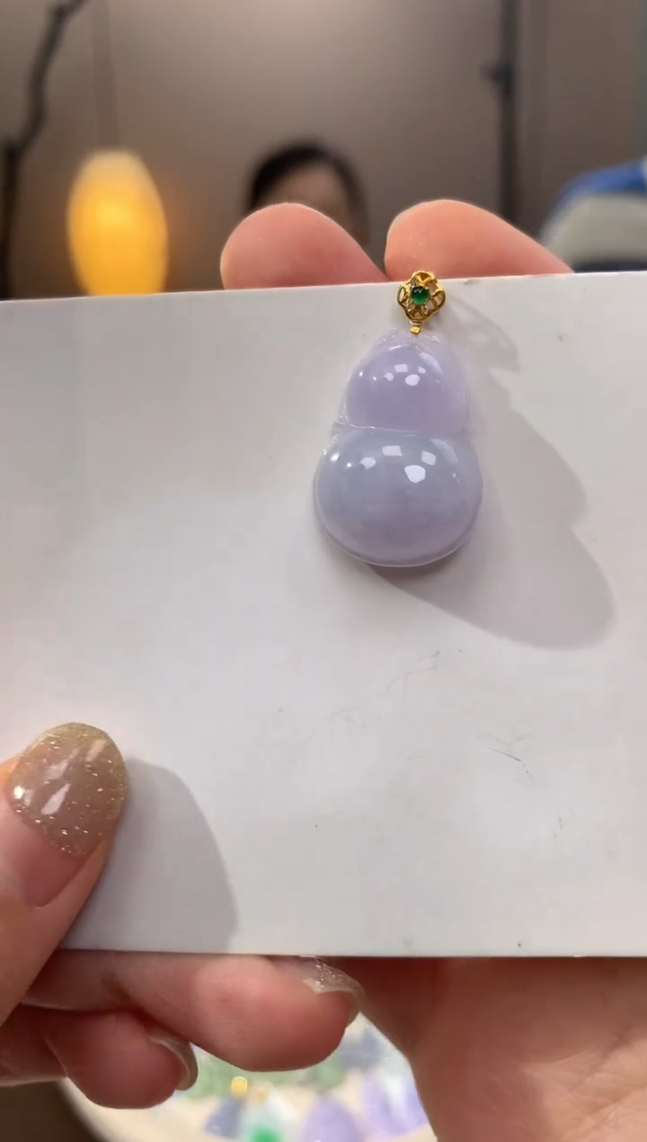 翡翠18K金镶嵌颈饰天然缅甸a货翡翠