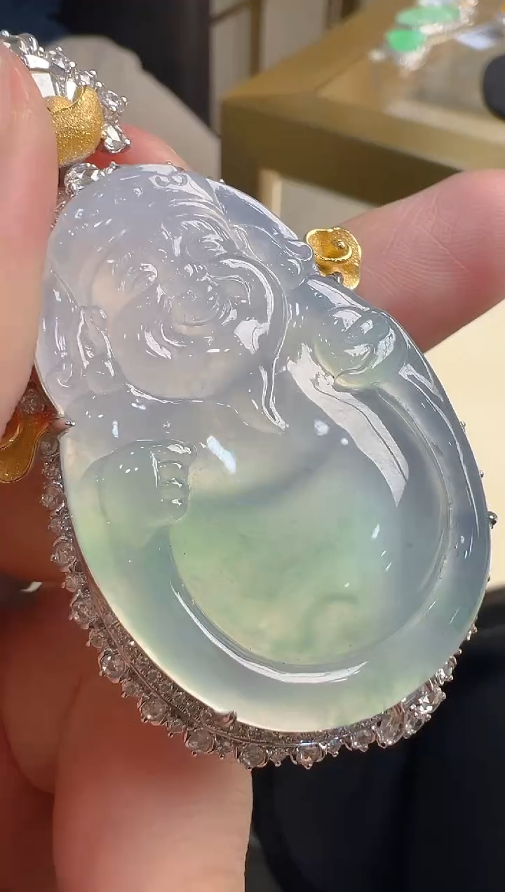 【闪购商品】翡翠吊坠(不含链)18K金镶嵌多样性发货拍一发一