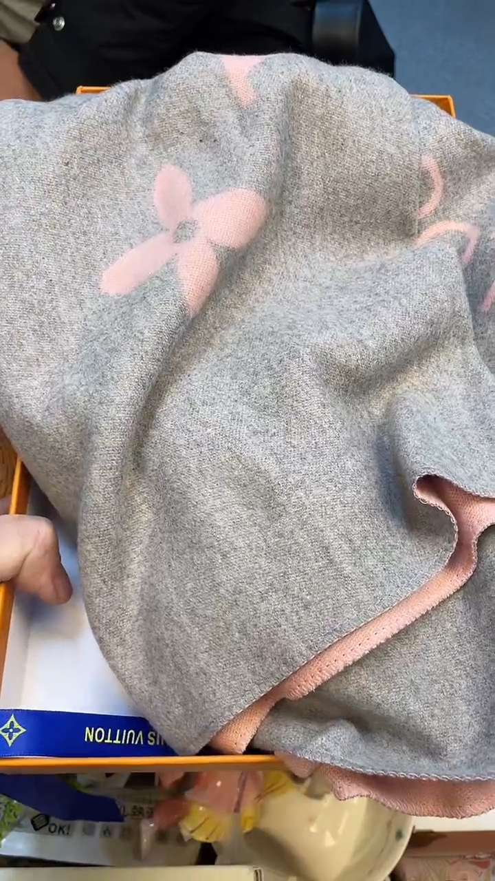 美丽诺羊毛卡****)如图所示 老崔精选