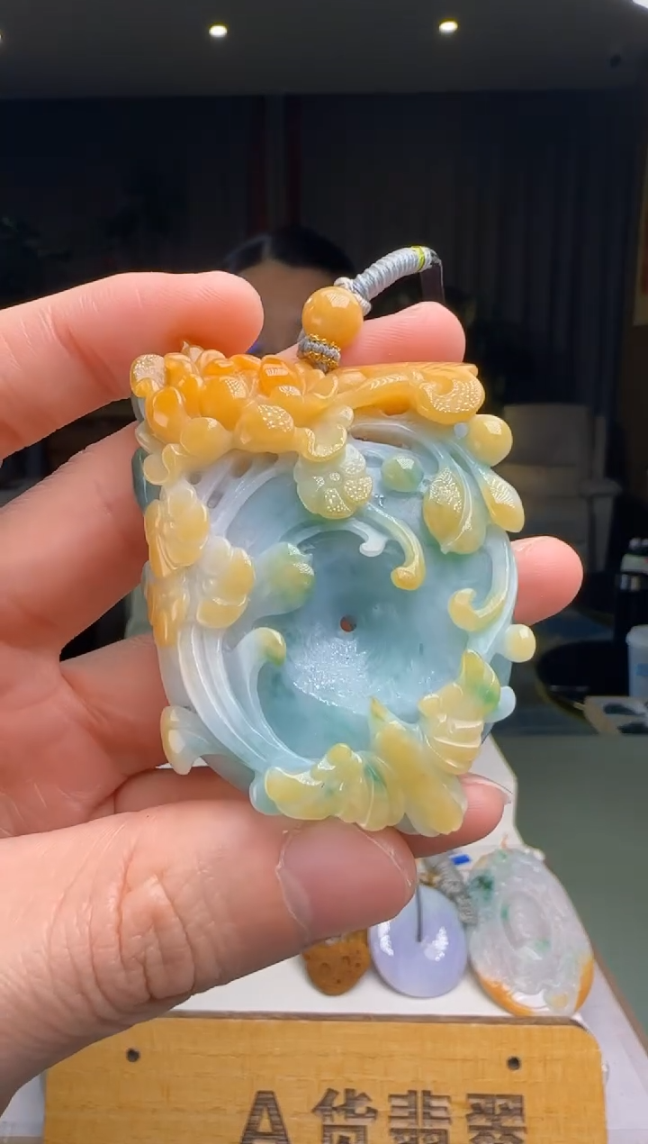 【闪购商品】翡翠吊坠(不含链)未镶嵌DY@@960Q3J12645