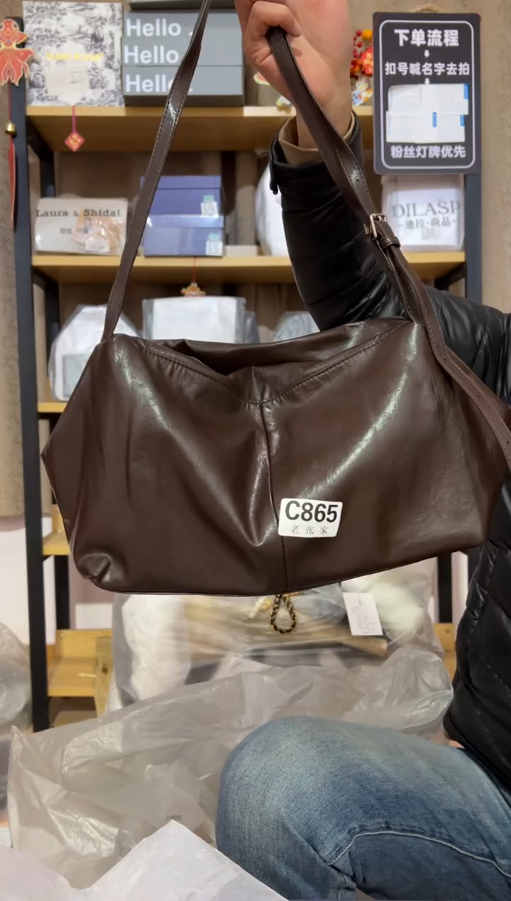 小牛剖层皮革老张家女包865