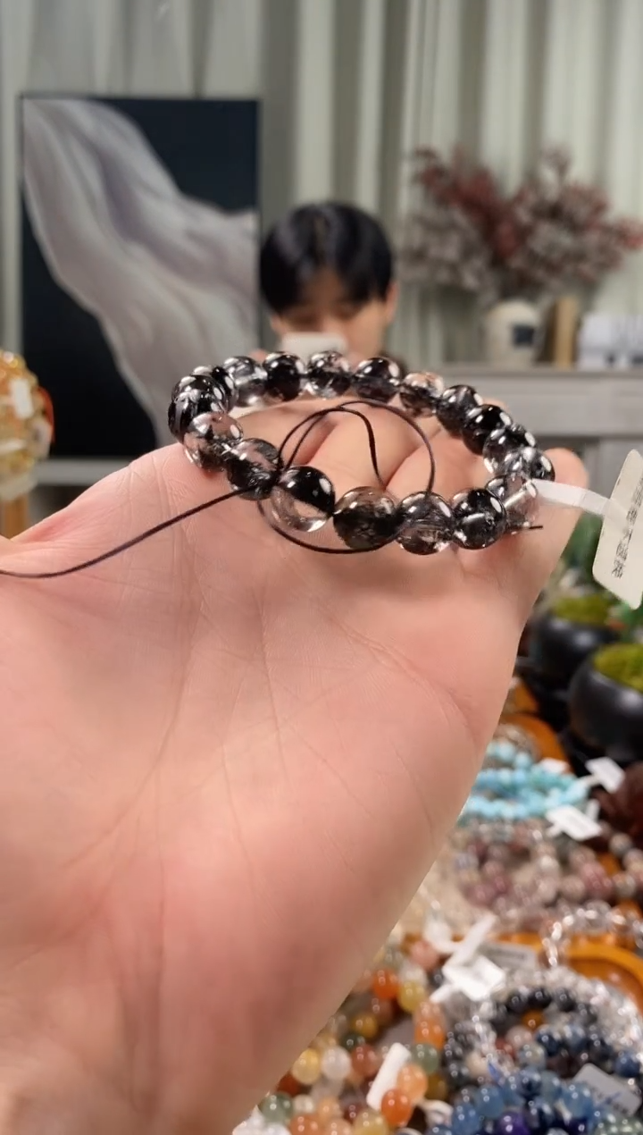 未镶嵌手链水晶L****q闪灵