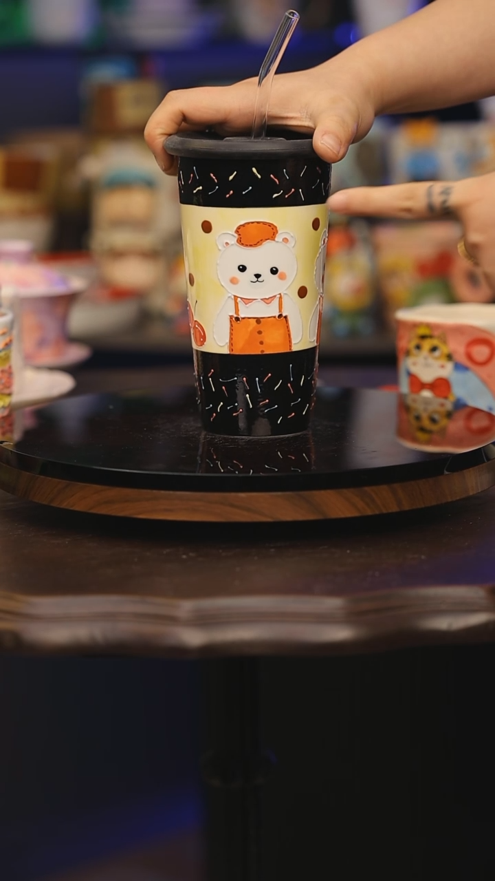 【闪购商品】摆件景德镇釉下彩绘设计师款式陶瓷