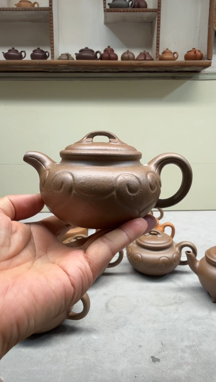 茶壶紫砂林*轩青段半手微瑕如意仿古