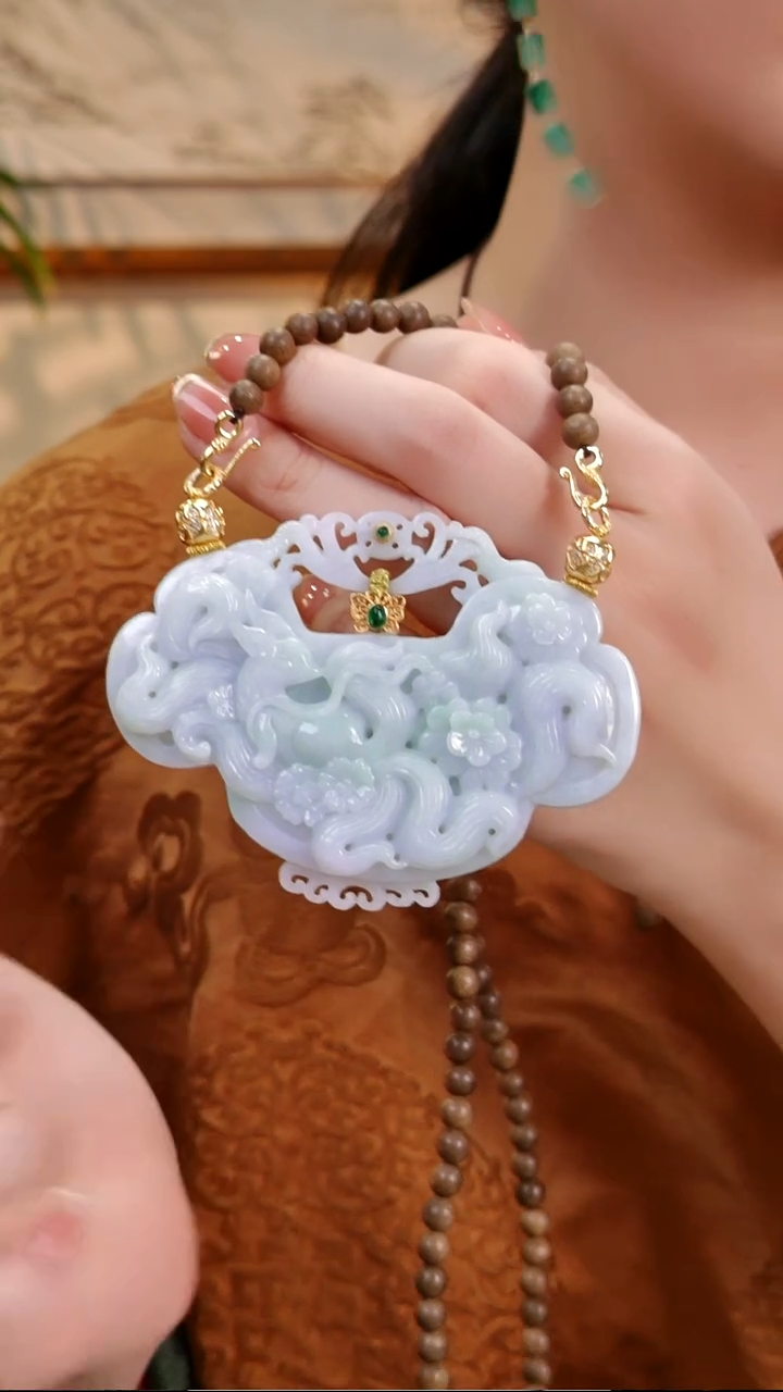 颈饰未镶嵌翡翠国风