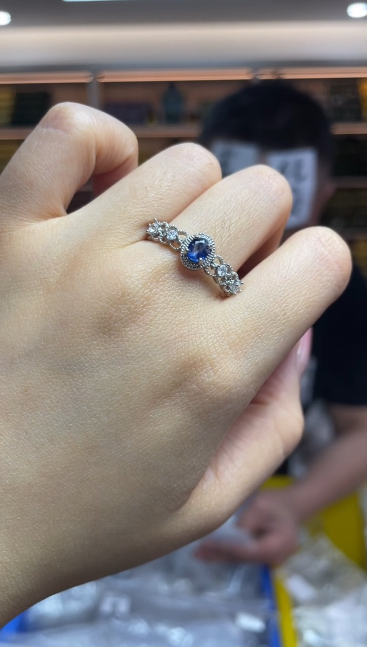 【闪购商品】蓝宝石·未镶嵌多样性发一件