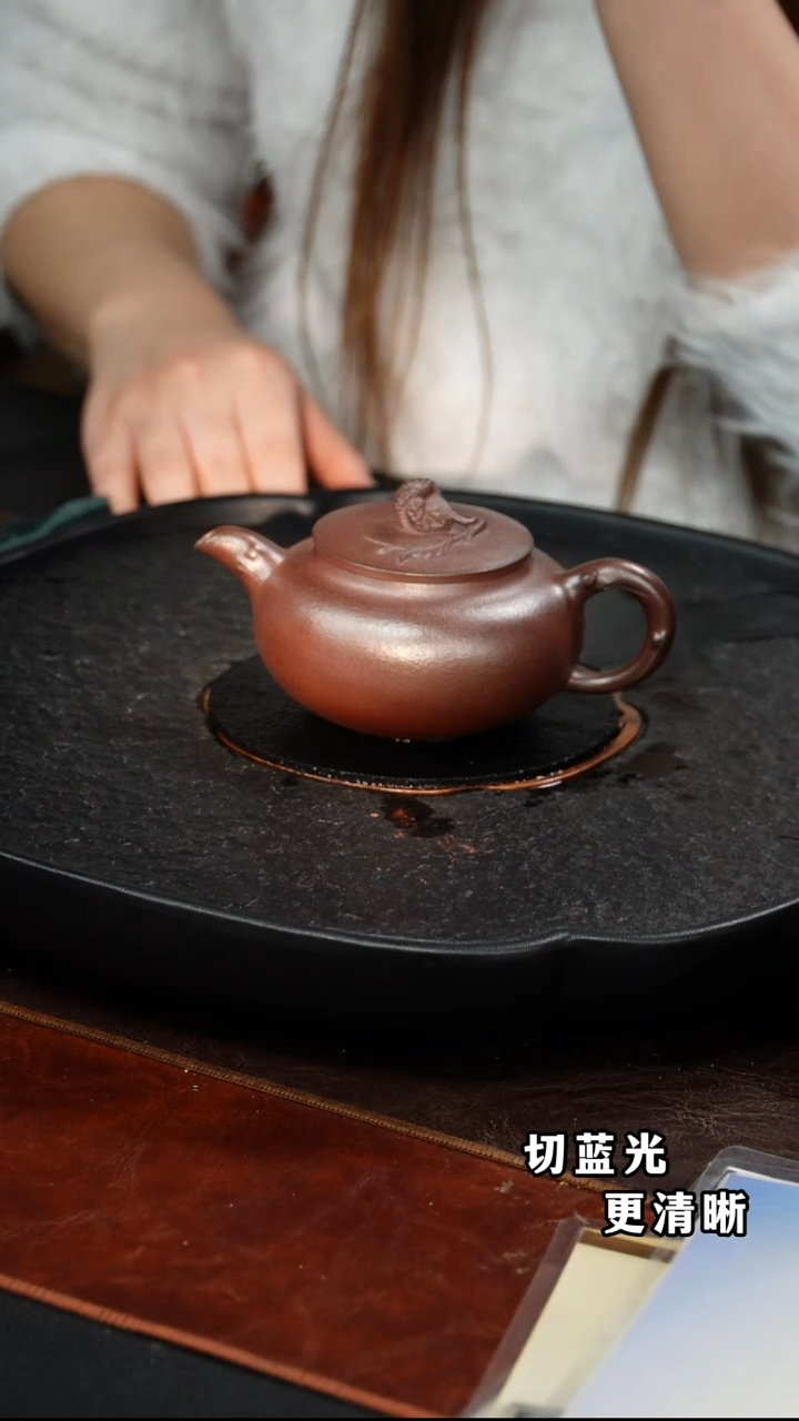 茶壶紫砂张杏娟  佛手101  大红泥柴烧  240毫升 