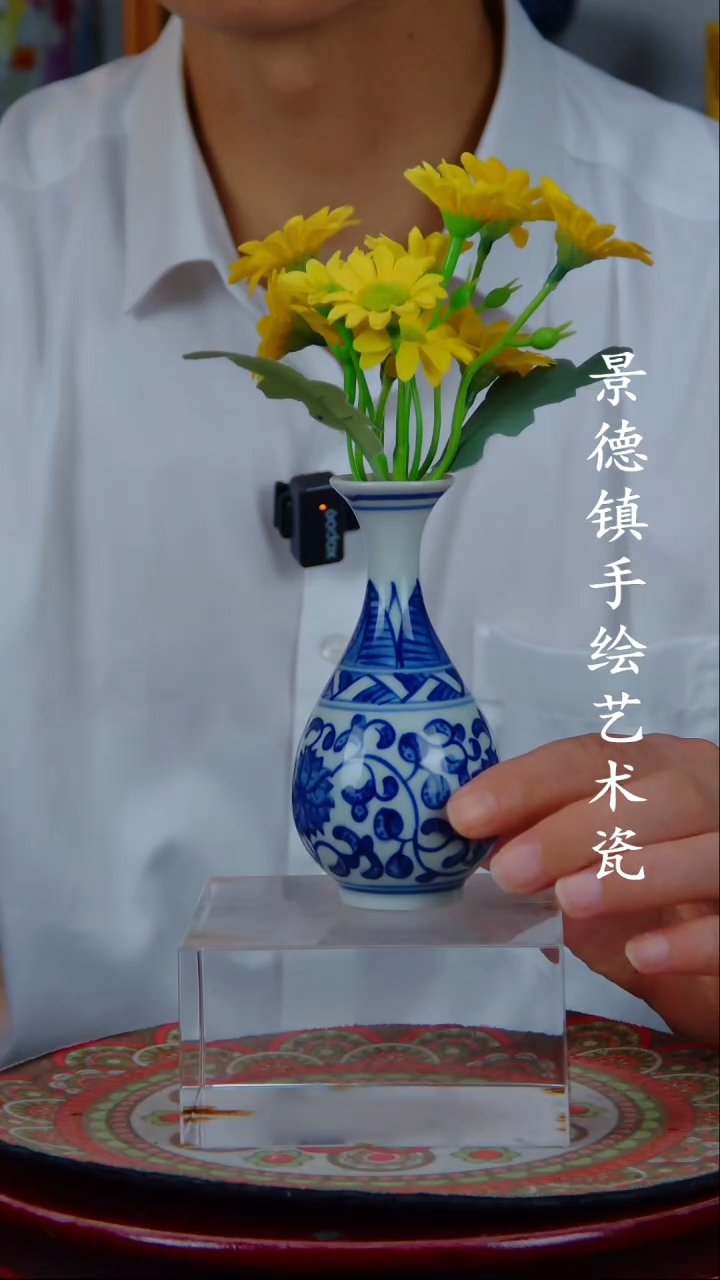 现代景德镇手工手绘陶瓷摆件1