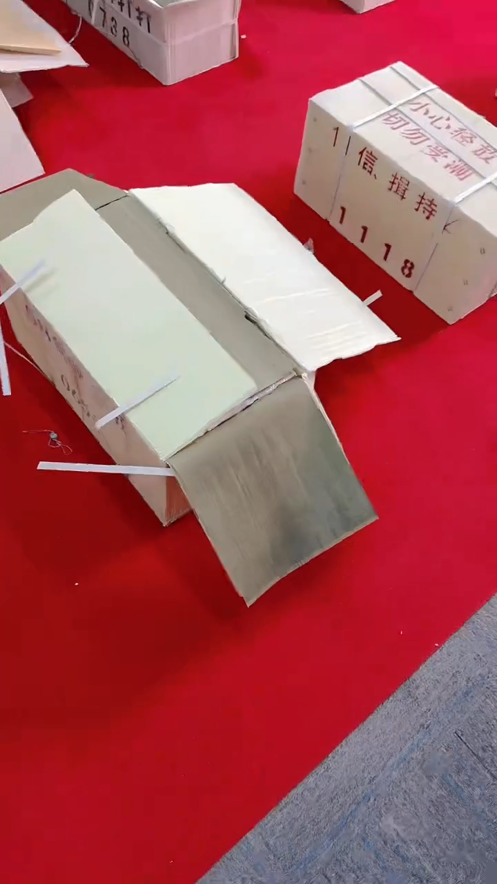 【闪购商品】005整刀百张连号 保真 不挑号