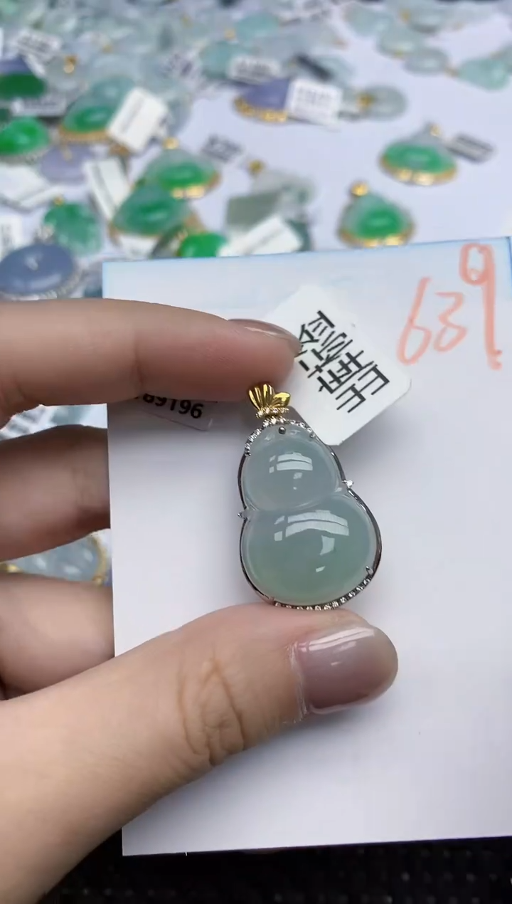 【闪购商品】翡翠颈饰18K金镶嵌天然翡翠A货