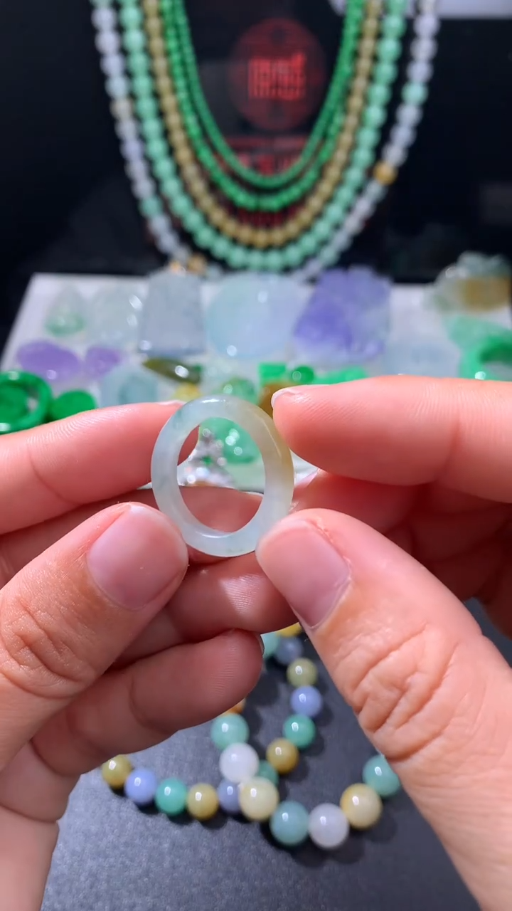 未镶嵌定制翡翠     15圈口