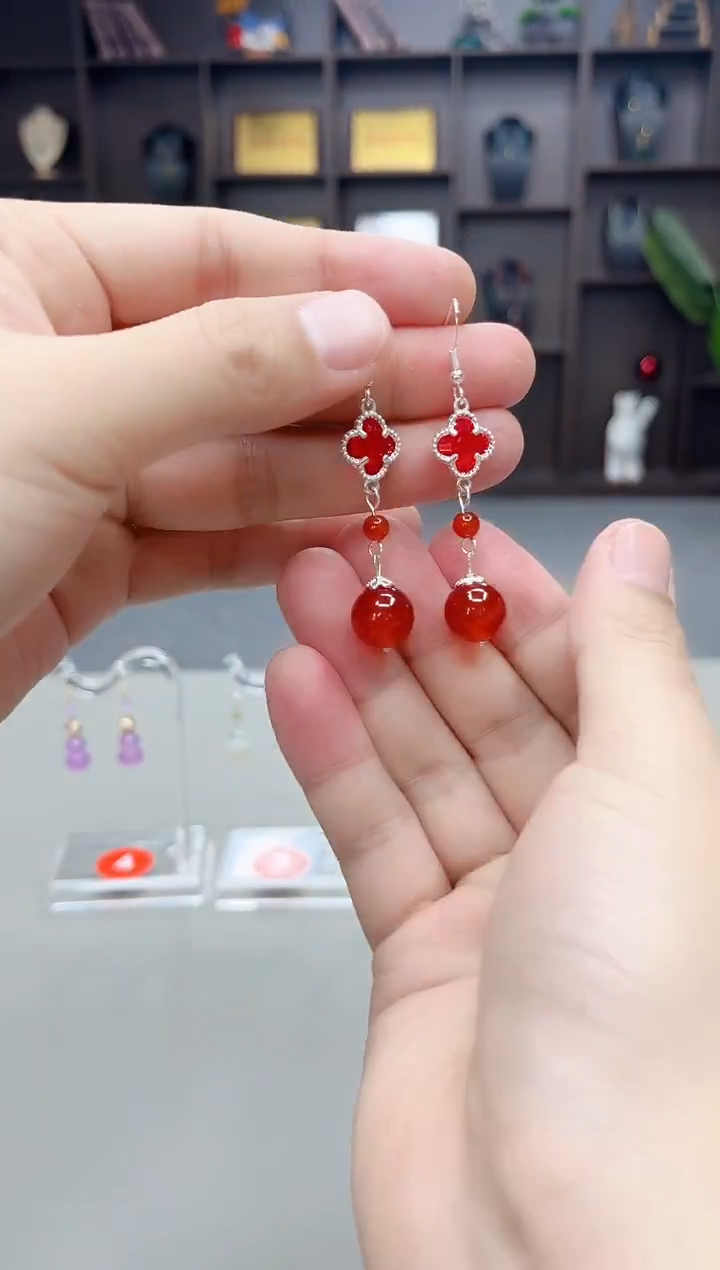 未镶嵌耳饰玛瑙/玉髓233000